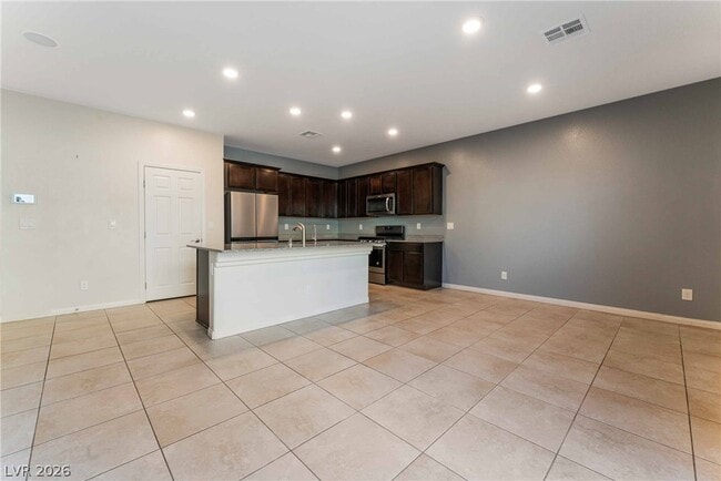 Photo - 4436 Stardusk Falls Ave