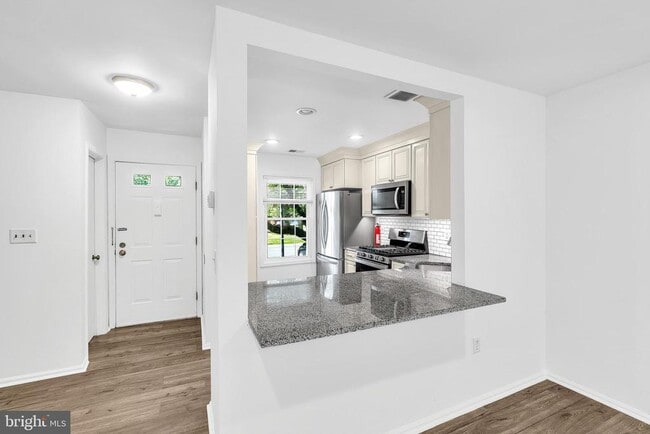 Photo - 72 Quince Ct