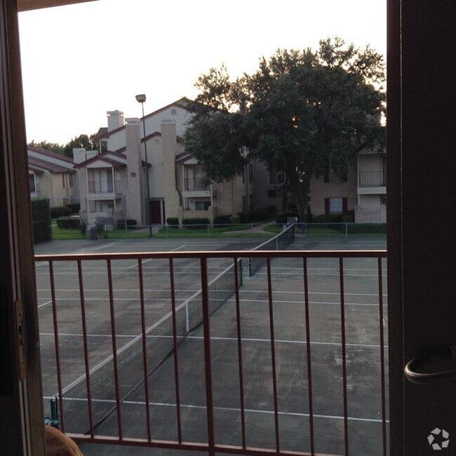 Building Photo - 2120 El Paseo St Unit 3307 Rental