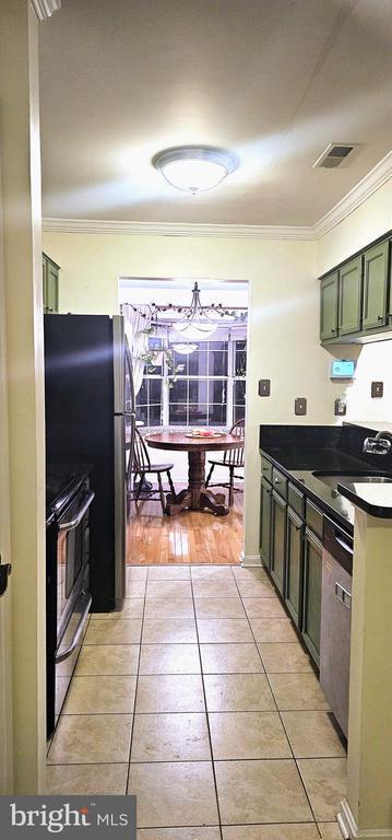 Photo - 103 Piccadilly Ln