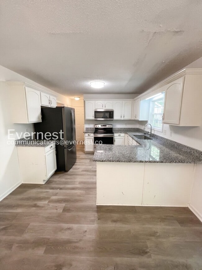 Photo - 2503 Elkmont Dr