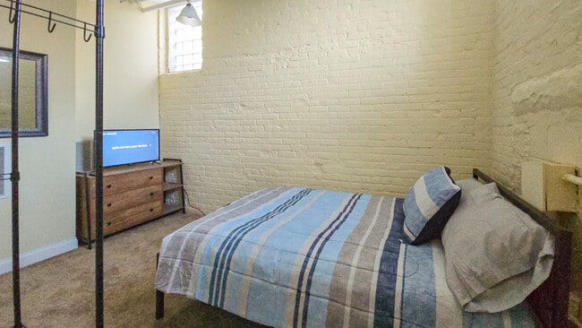 Fotografía del edificio - 11433 Ashbury Ave Unidad 8