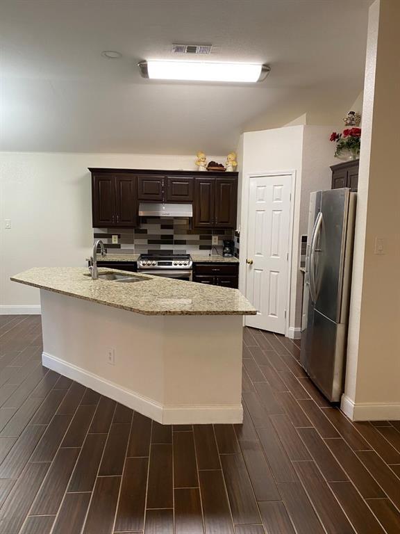 Photo - 803 Slaughter Ln