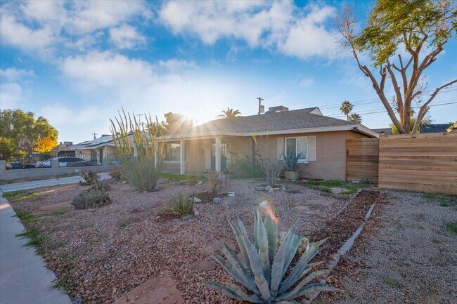 Photo - 2008 Franklin Ave