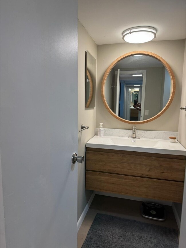 Photo - 100 Waterway Dr S Unit 204