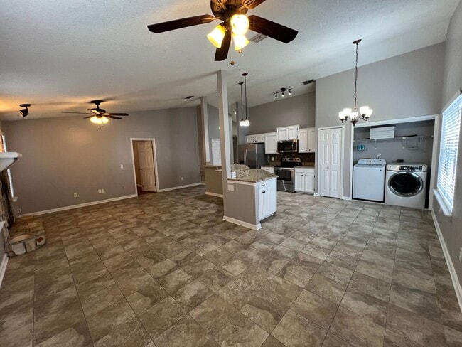 Photo - 3 Bedroom - 2 Bathroom - 2 Car Garage