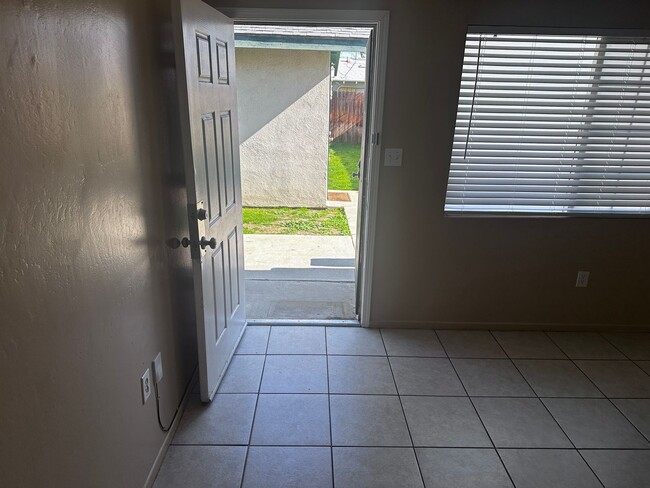 Photo - 306 Woodrow Ave Unit A