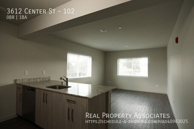 Photo - 3612 Center St