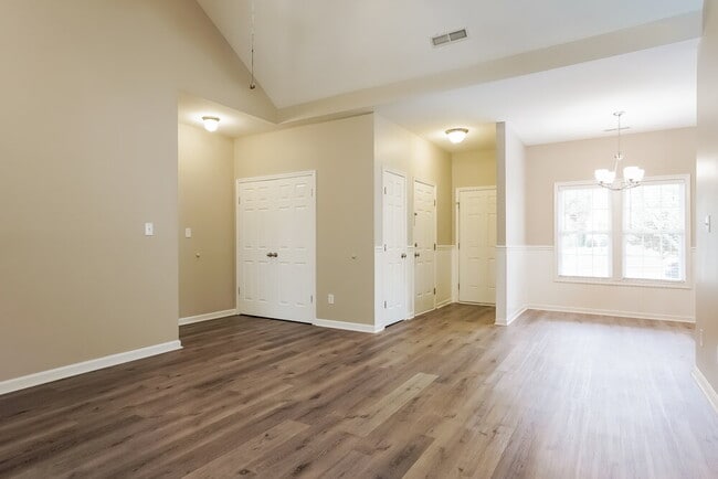 3712 Blue Blossom Dr