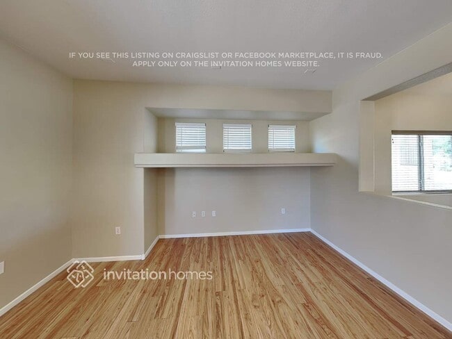 Photo - 10928 Salernes St