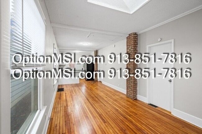 Photo - West Plaza!!!