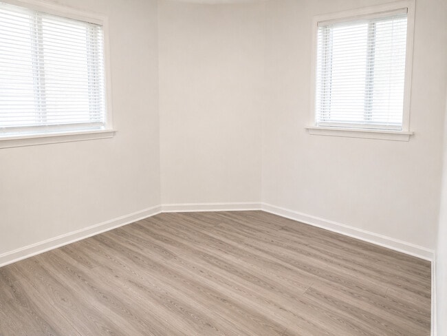 Photo - 1180 Larkdale Row