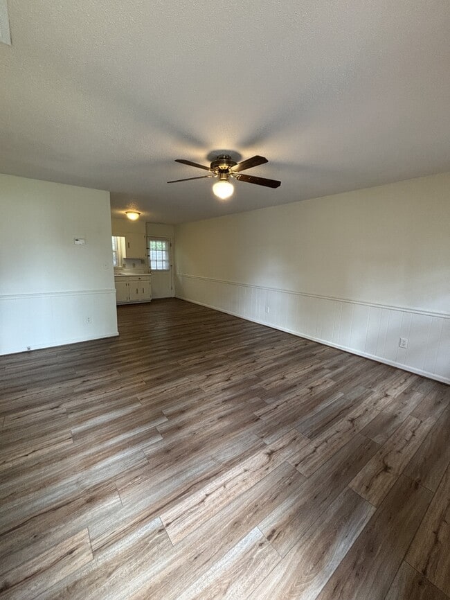 Photo - 305 W Hill St Unit 1