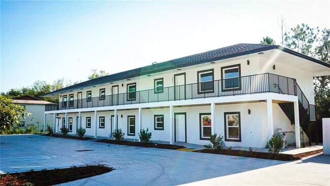 Building Photo - 2201 Conway Dr Unit 203
