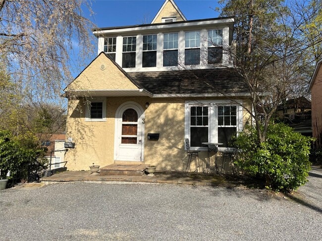 Building Photo - 3 Daniel Pl Unit 2