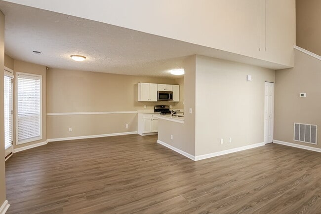 Photo - 307 Paxton Ct