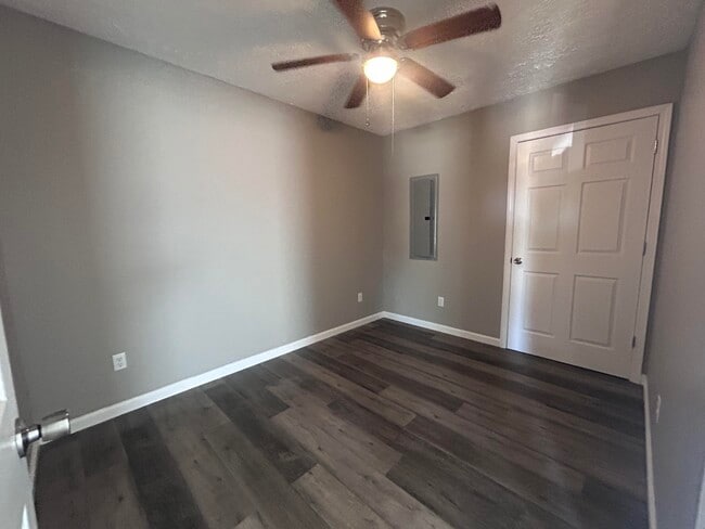 Photo - 108 Scott Dr Unidad 5