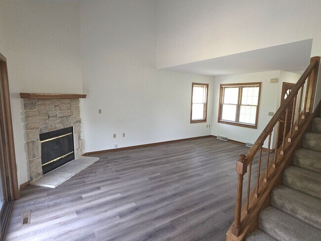 Photo - 3 bedroom New Berlin townhome