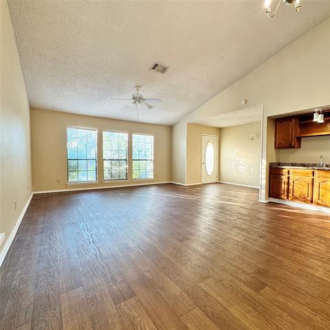 Photo - 2633 Ladywood Dr