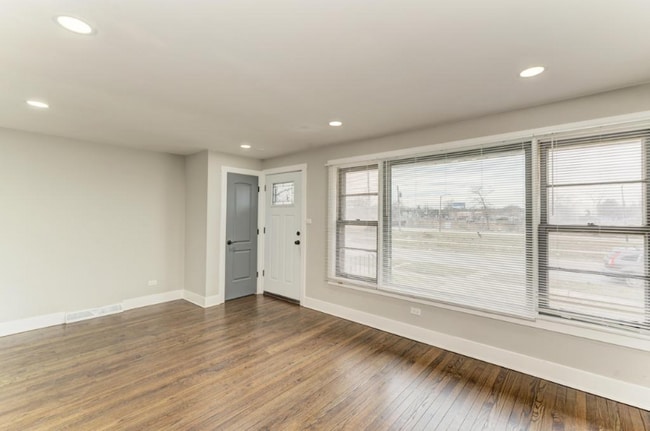 Photo - 11209 S Laflin St