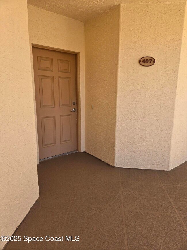 Photo - 806 Mystic Dr Unidad D407