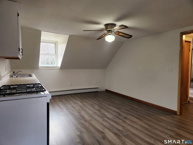 Photo - 9 Morrison St Unit 4