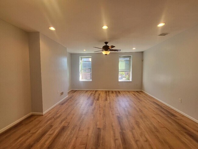 Photo - 1617 Christian St Unit Apt. #2