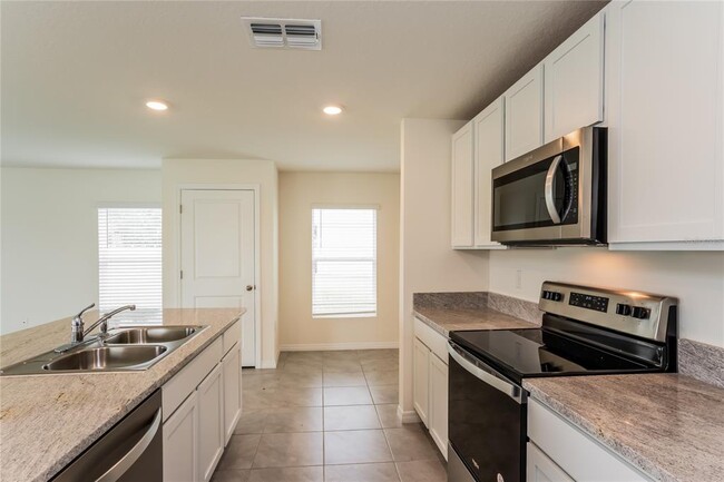 Photo - 2921 Great Abaco Way
