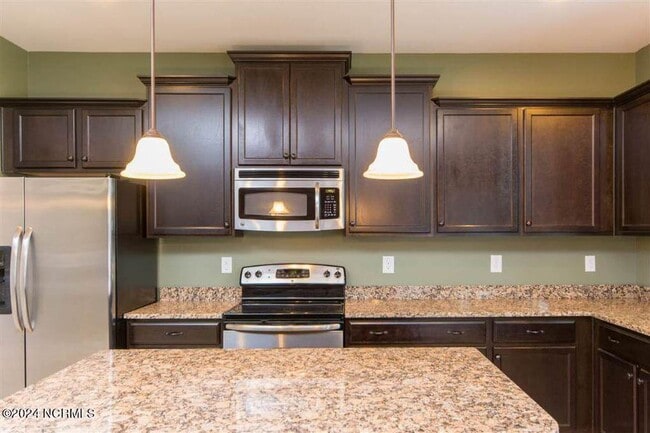 Photo - 142 Pamlico Drive