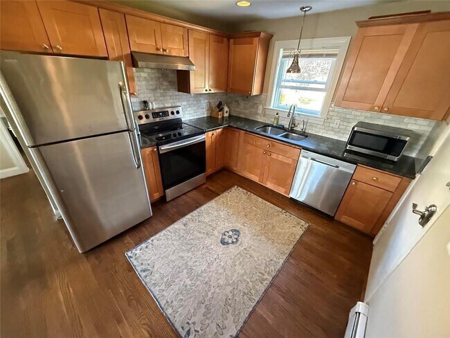 Photo - 70 Carroll Ave Unidad 706