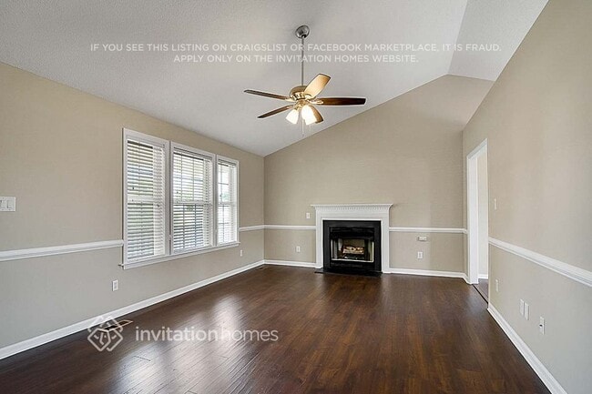 Photo - 105 Arthur Dr