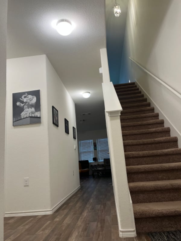 6317 Graymont Dr
