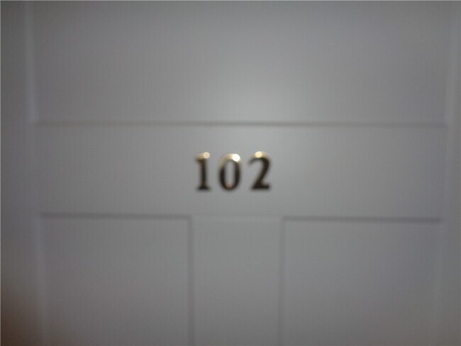 Photo - 22 W 3rd St Unit #102