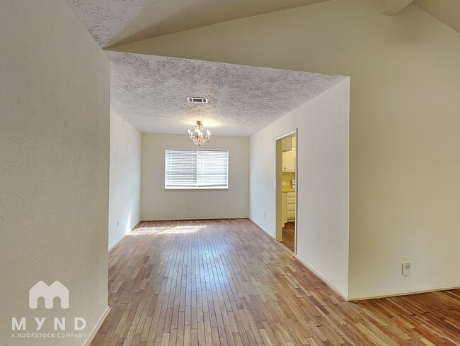 Photo - 4202 Chestergate Dr