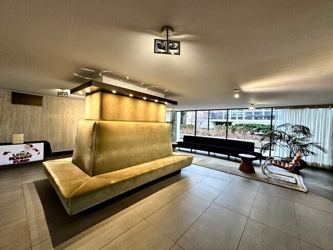 Photo - 1960 N Lincoln Park W Unit 402