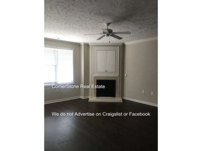 Photo - 4040 Bardstown Ct