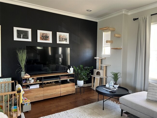 Building Photo - 2018 Royal Landing Dr Rental