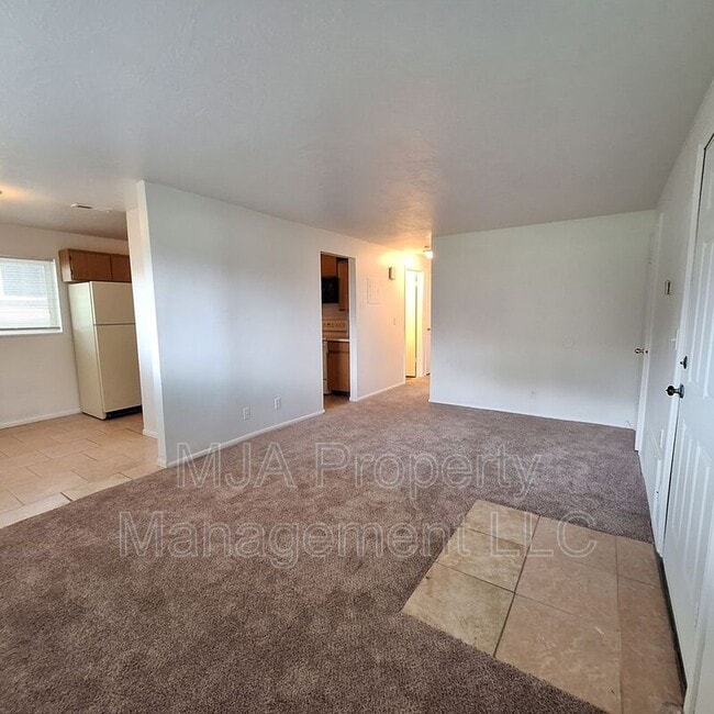 Photo - 4642 S Arlington Park Dr Unit 01