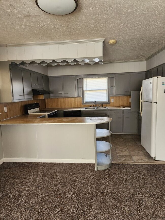 Photo - 4BR 2BA home is Glasgow city limits