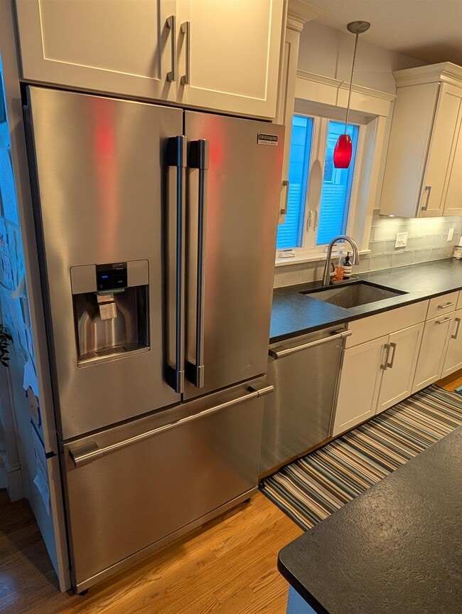 Photo - 29 Cameron Ave Unit 1