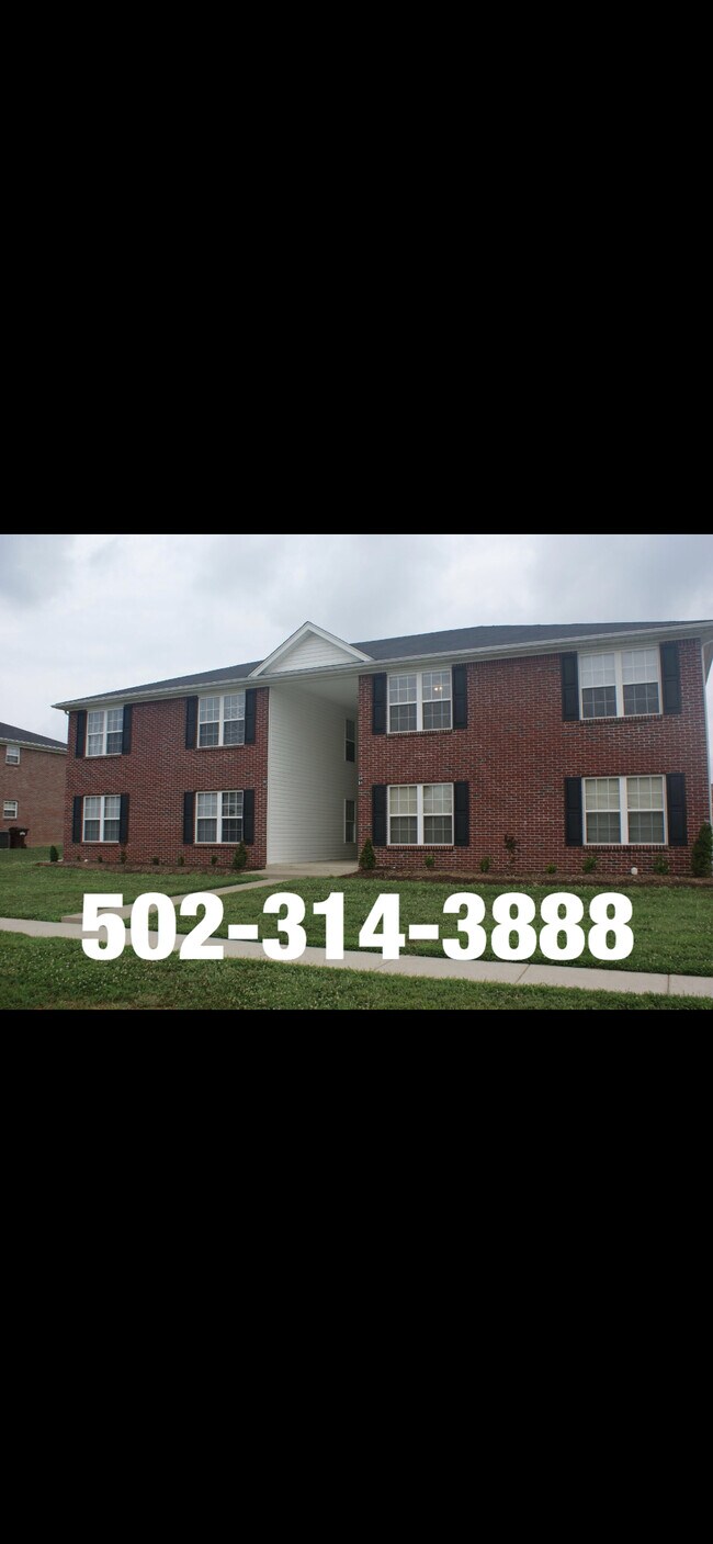 Building Photo - 58 Gray Hawk Dr Unit 58 Gray Hawk Drive