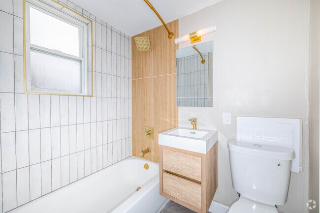 STUDIO, 1BA - 365SF - Primary Bathroom