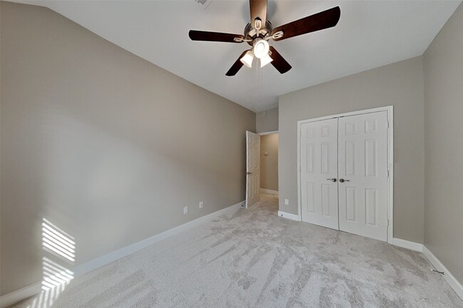 Building Photo - 18327 Bluewater Cove Dr