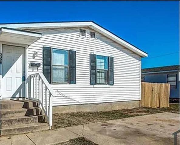 Building Photo - 5320 Carver Dr