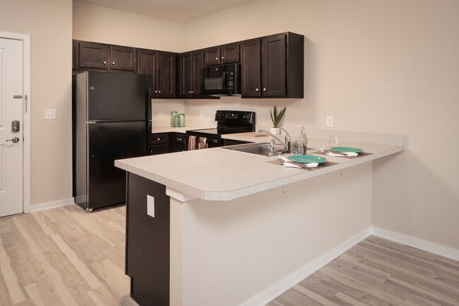 Photo - Walters Apartments North