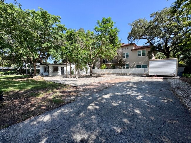 2390 SW 18th Ave