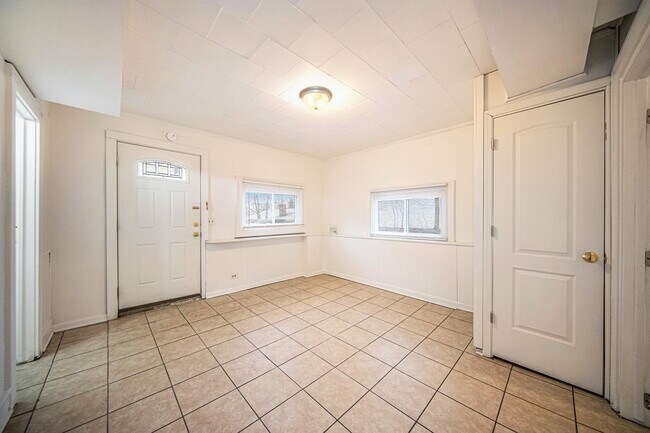 Photo - 401 Pauline Blvd Unidad Cottage