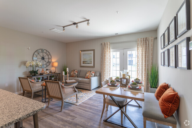 Interior Photo - The Oaks at Georgetown Rental