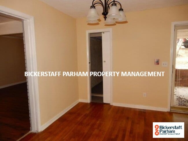 Photo - Spacious Modern Living. The Lifestyle You Deserve.