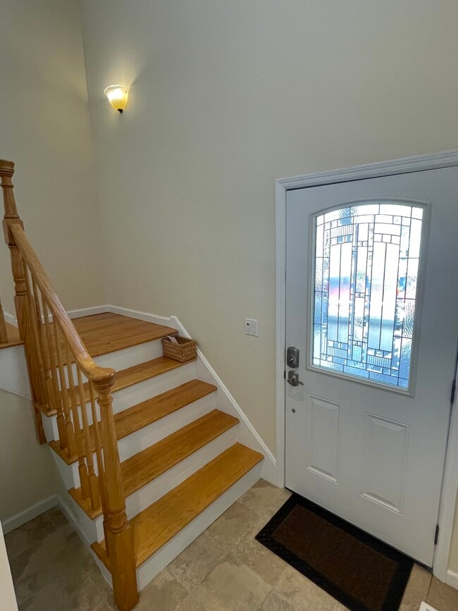 Photo - 292 Hemlock Ter Unit 2